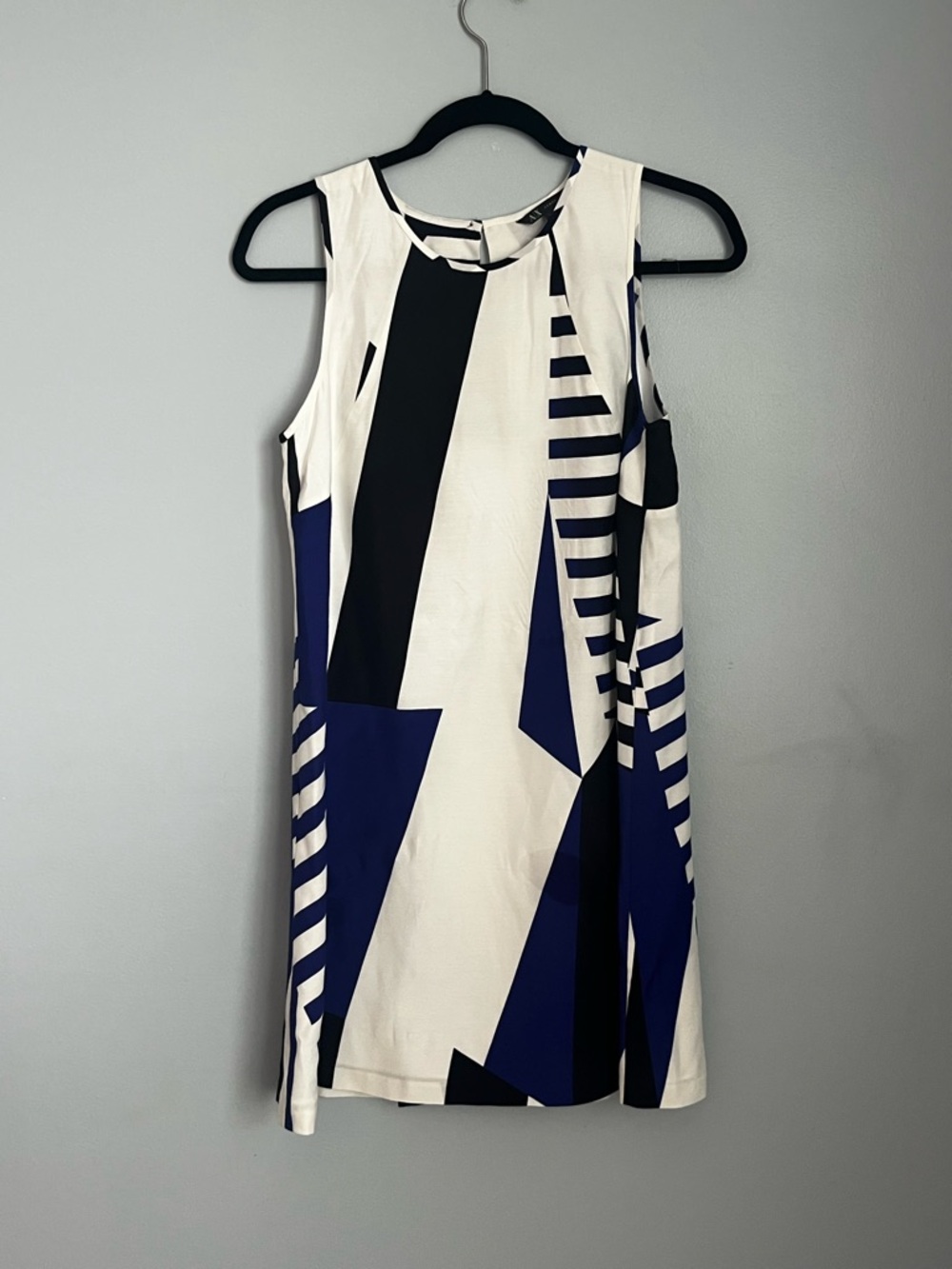 Armani Exchange White, Black & Navy Geometric Sleeveless Shift Dress